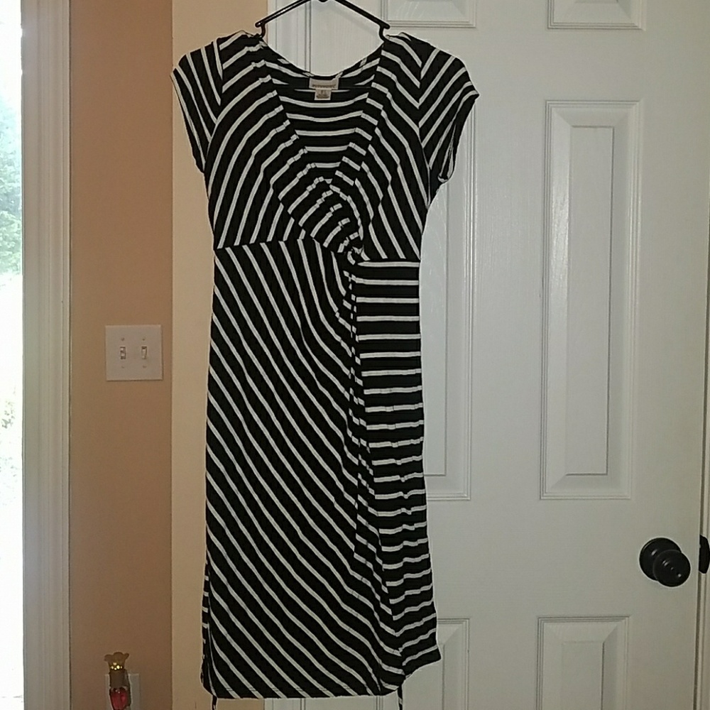 Motherhood maternity dress